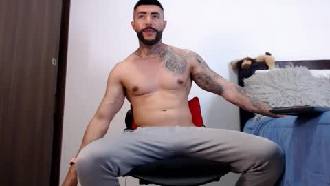 Independent Model online show from 15, 2, 2025