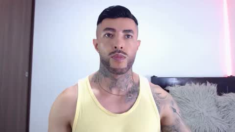 Independent Model online show from 23, 12, 2025