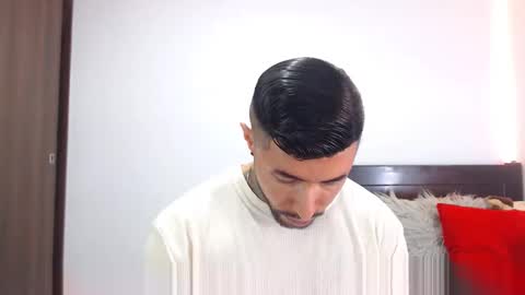 Independent Model online show from 17, 2, 2026