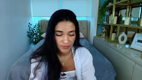 Snapshot of maxine_spencer chatting on 2, 2, 2026 Maxine online show from 2, 2, 2026