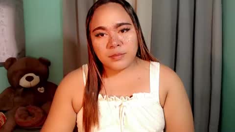 Maxine Sucks online show from 22, 7, 2026