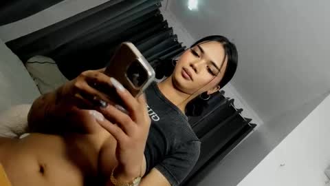 Snapshot of maxineminxx chatting on 10, 10, 2025 maxyy online show from 10, 10, 2025