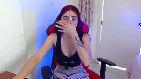 maxinesex_ online show from 10, 7, 2026