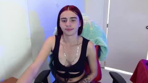 maxinesex_ online show from 28, 7, 2026
