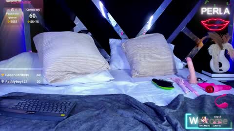 Maxi Rogers online show from 22, 2, 2025