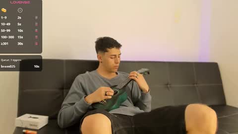 M A X online show from 28, 2, 2025
