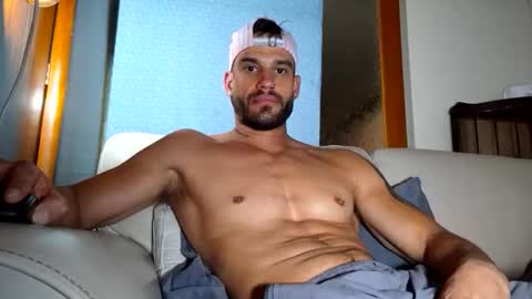 Snapshot of maxpac_rocco chatting on 23, 11, 2025 Luca Dominus online show from 23, 11, 2025