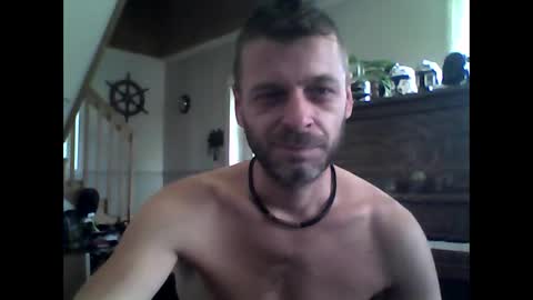 MaxTheWolf online show from 18, 9, 2025