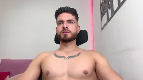 Snapshot of maxtowers chatting on 7, 12, 2024 Maxi online show from 7, 12, 2024