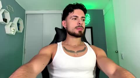 Snapshot of maxtowers chatting on 15, 10, 2025 Maxi online show from 15, 10, 2025