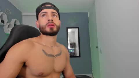 Snapshot of maxtowers chatting on 7, 2, 2026 Maxi online show from 7, 2, 2026