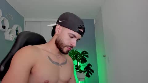 Snapshot of maxtowers chatting on 15, 2, 2026 Maxi online show from 15, 2, 2026