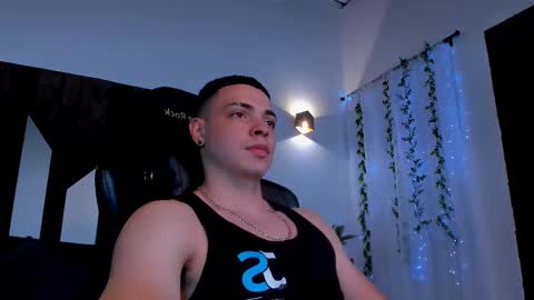 MAX online show from 6, 2, 2025