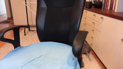 Max online show from 11, 3, 2025