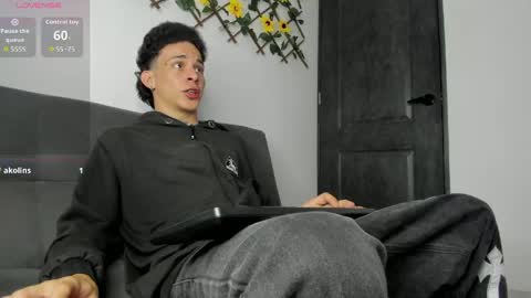 Snapshot of maxxx_bigcock chatting on 1, 5, 2026 Max online show from 1, 5, 2026