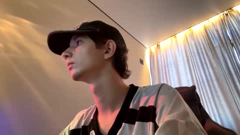 Snapshot of maxxxblaze_35 chatting on 22, 9, 2025 Max online show from 22, 9, 2025