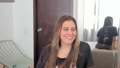 Snapshot of maxzy_star chatting on 20, 6, 2026 Victoria online show from 20, 6, 2026