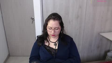 Snapshot of may_bloom chatting on 29, 9, 2025 May online show from 29, 9, 2025