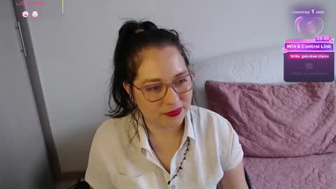 Snapshot of may_bloom chatting on 25, 3, 2026 May online show from 25, 3, 2026