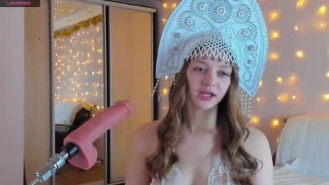 May Flower online show from 22, 12, 2024