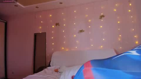 May Flower online show from 22, 3, 2026