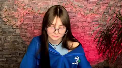 Snapshot of may_rollins chatting on 27, 5, 2026 may online show from 27, 5, 2026