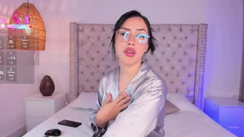 Maya online show from 16, 12, 2025