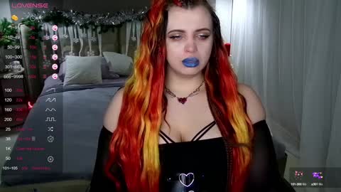 Maya Mils online show from 8, 1, 2025