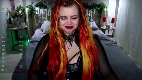 Maya Mils online show from 12, 1, 2025