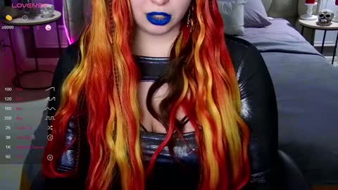 Maya Mils online show from 19, 1, 2025