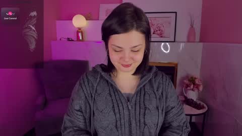 Woman online show from 11, 12, 2024