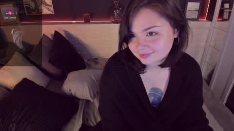 Woman online show from 14, 12, 2024