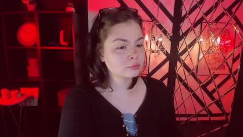 Woman online show from 15, 1, 2025