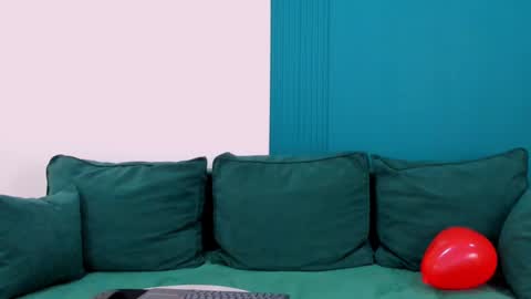 Maya online show from 14, 2, 2025