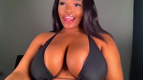 MayBabi online show from 2, 1, 2025