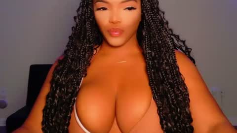 MayBabi online show from 22, 7, 2026