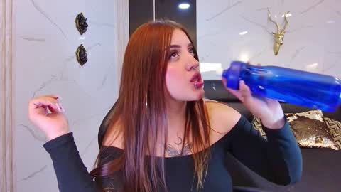 Maylin online show from 7, 2, 2025