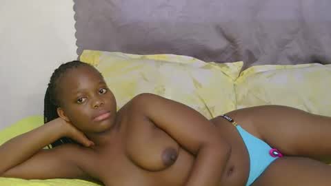 mazel_quincy online show from 24, 9, 2025