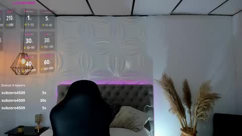 Camila online show from 8, 1, 2025