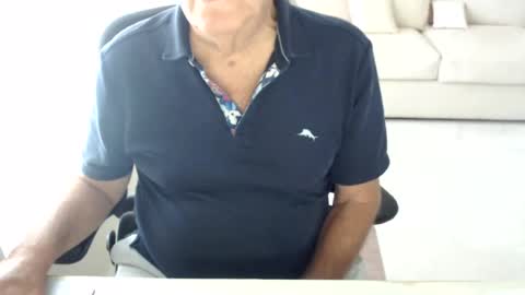 Snapshot of mbeastie chatting on 26, 7, 2026 Beastie online show from 26, 7, 2026