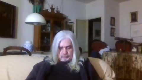 Manu online show from 1, 2, 2025