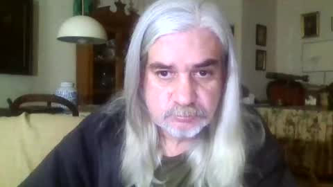 Manu online show from 3, 3, 2025