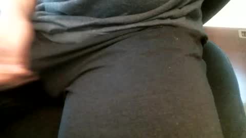 Snapshot of mcbuster11 chatting on 5, 6, 2026 mcbuster11 online show from 5, 6, 2026