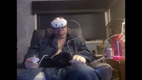 Snapshot of mckhero chatting on 14, 12, 2024 Sean online show from 14, 12, 2024