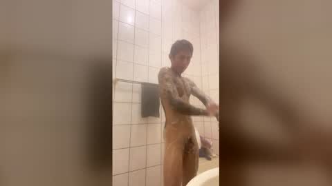 mckujpemqcmn online show from 27, 3, 2026