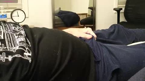 Snapshot of mcload1 chatting on 15, 10, 2025 McLoad1 online show from 15, 10, 2025