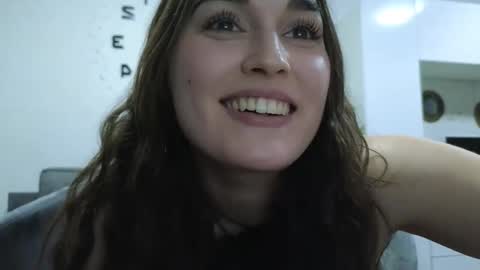 Snapshot of me_lissa_sun chatting on 11, 1, 2025 Melissa online show from 11, 1, 2025