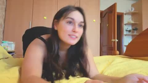 Snapshot of me_lissa_sun chatting on 11, 11, 2025 Melissa online show from 11, 11, 2025