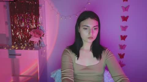 Dina online show from 5, 3, 2025