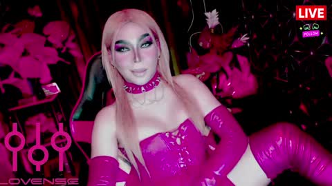 THE QUEEN ALPHA   Queen Medusa Prey online show from 27, 3, 2026